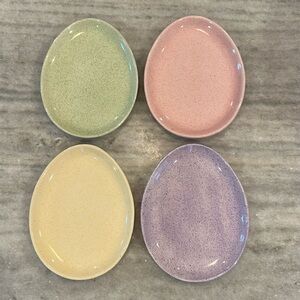 Williams Sonoma Pastel Easter Egg Appetizer Plates—Set of 4